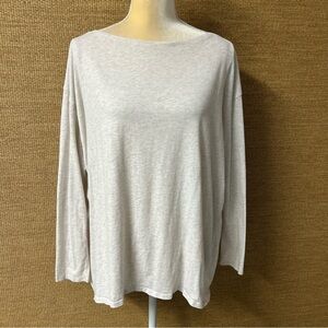 Lululemon Top Women’s Chest Size 53” Light Gray Oversized